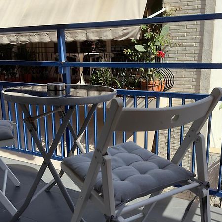 Sunny Flat In Sitges 30 Seconds To Beach, Balcony & Sea Views! Kültér fotó